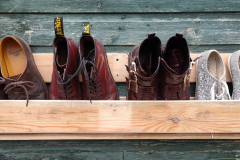 wall mounted shoe rack