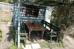 outdoor eating area