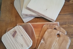 chopping boards and pizza platters